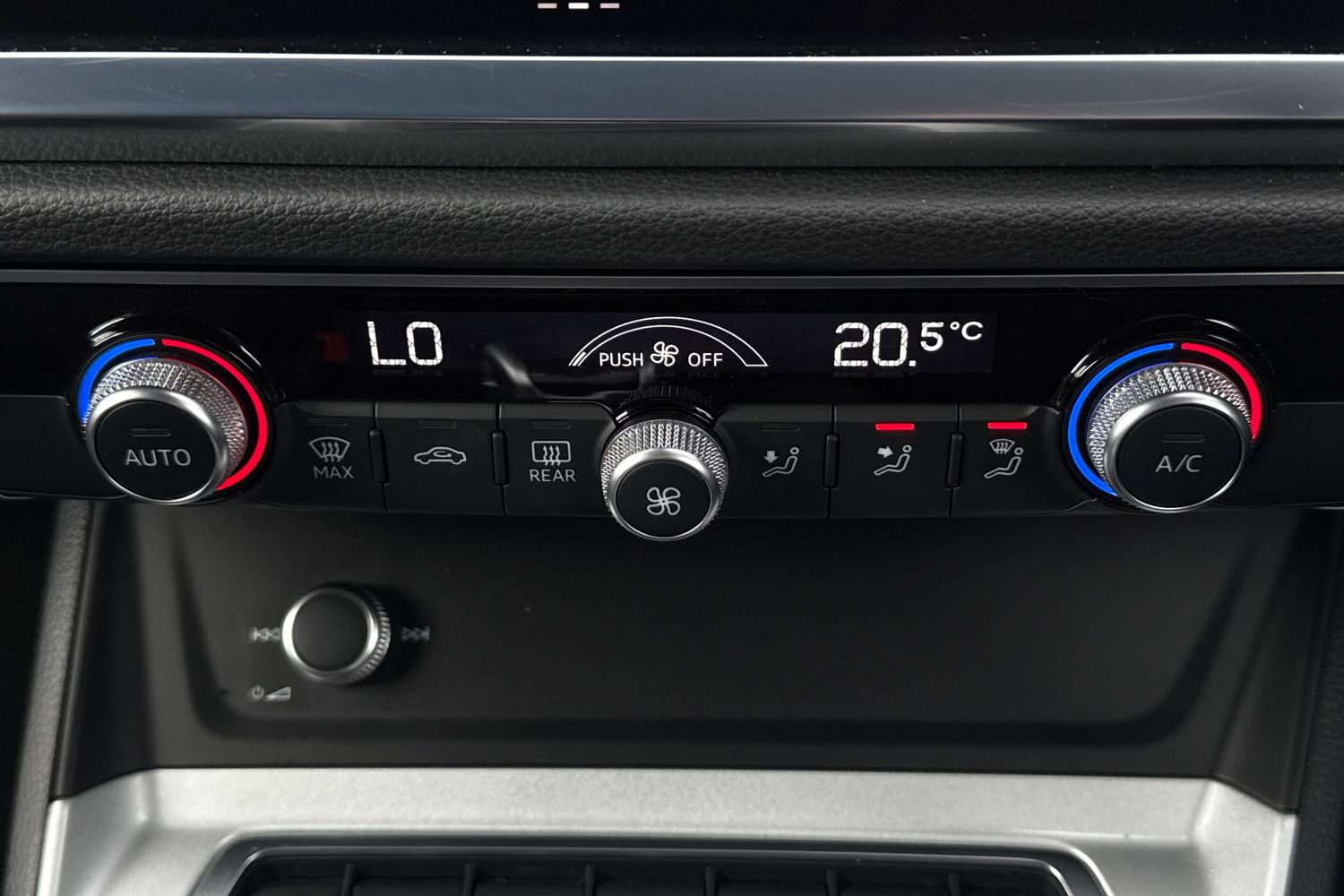 Used Audi Q3 2023 for sale - 77820126: Photo 21