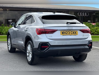 Used Audi Q3 2023 for sale - 77820126: Photo