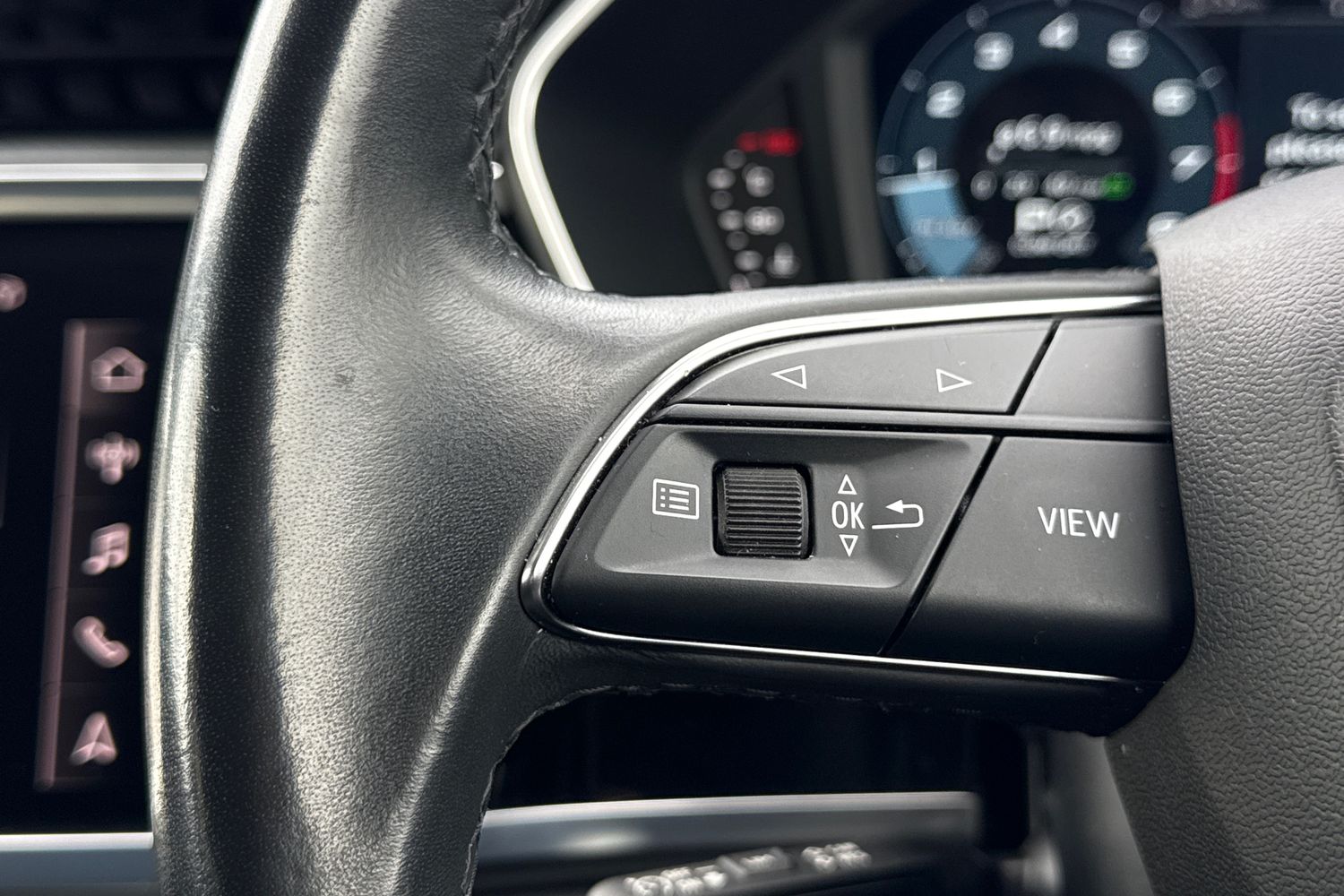 Used Audi Q3 2023 for sale - 77820126: Photo 33