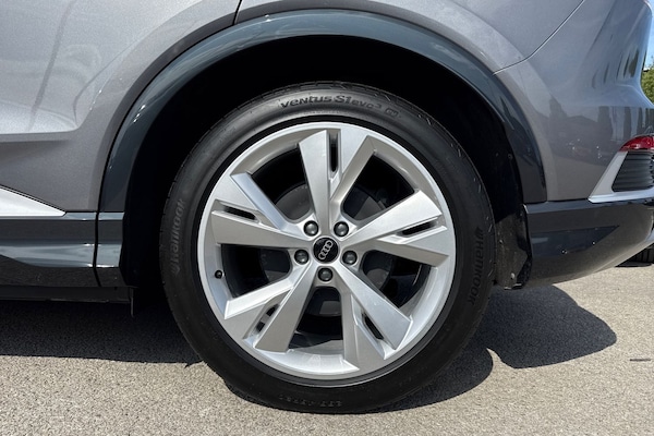 Used Audi Q4 e-tron 2025 for sale - 73568018: Photo 12