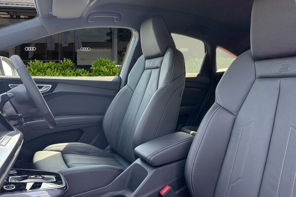 Used Audi Q4 e-tron 2025 for sale - 73568018: Photo 15