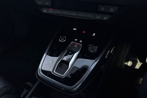 Used Audi Q4 e-tron 2025 for sale - 73568018: Photo 22