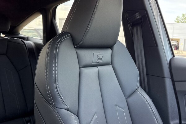 Used Audi Q4 e-tron 2025 for sale - 73568018: Photo 42