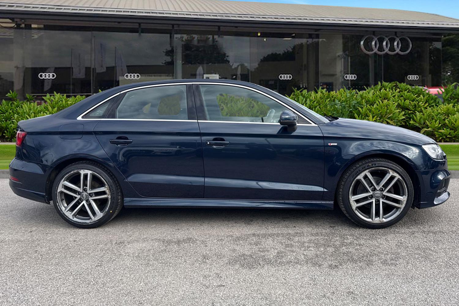 Used Audi A3 2018 for sale - 78043663: Photo 3