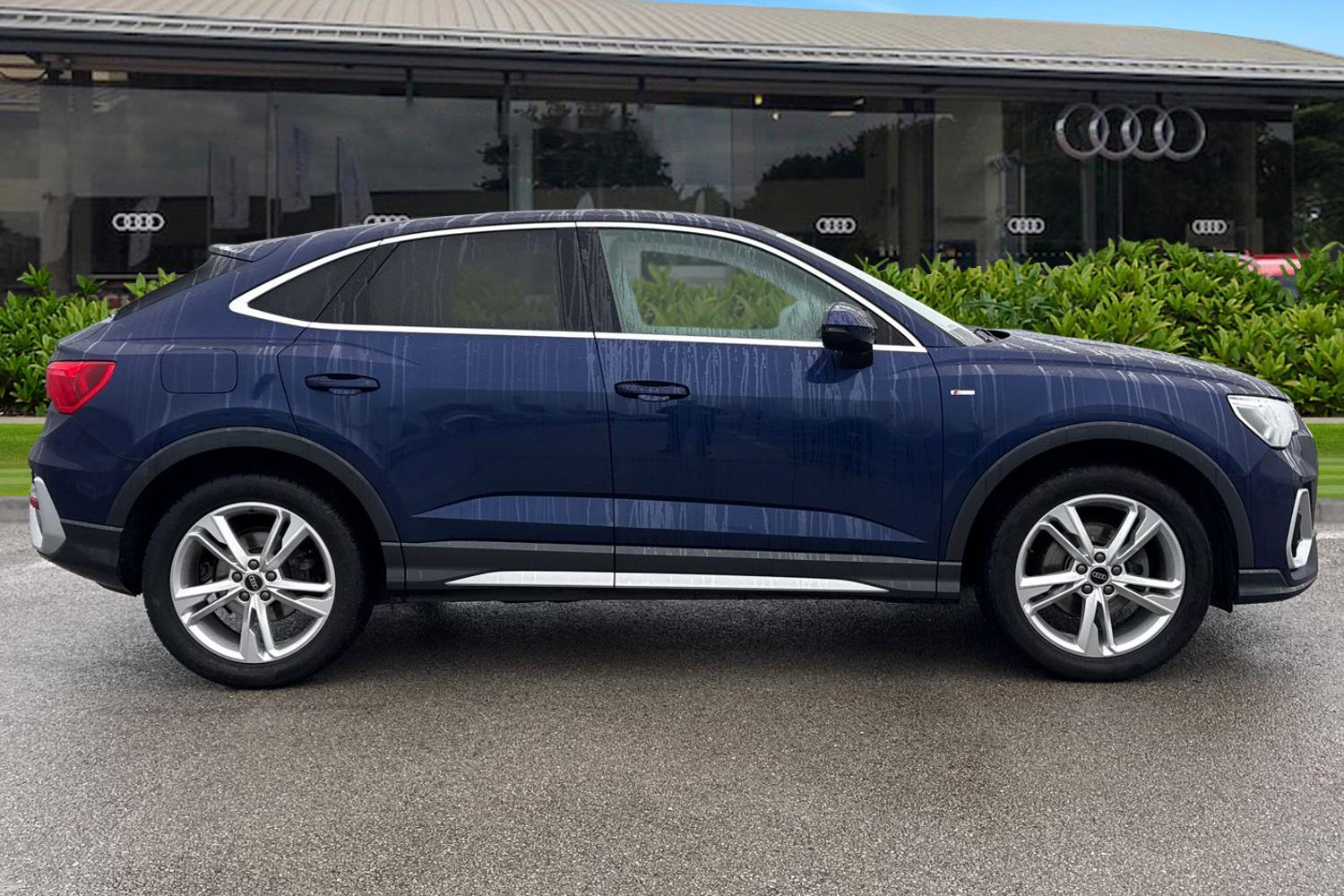 Used Audi Q3 2025 for sale - 76985289: Photo 3