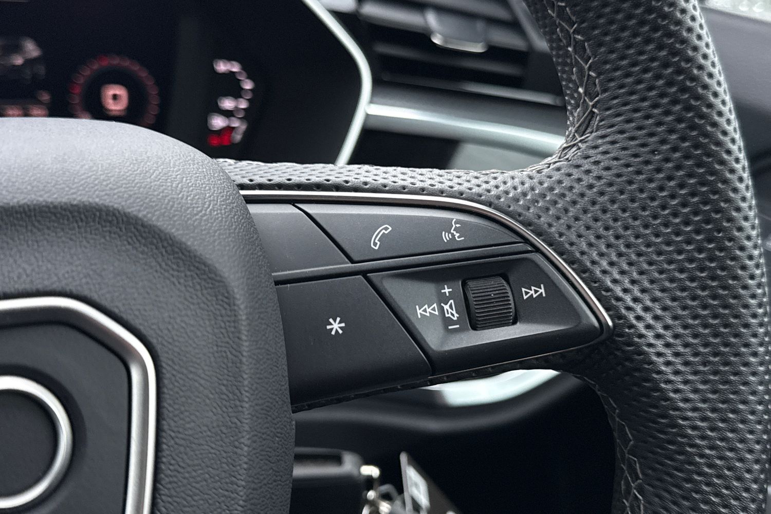 Used Audi Q3 2025 for sale - 76985289: Photo 37