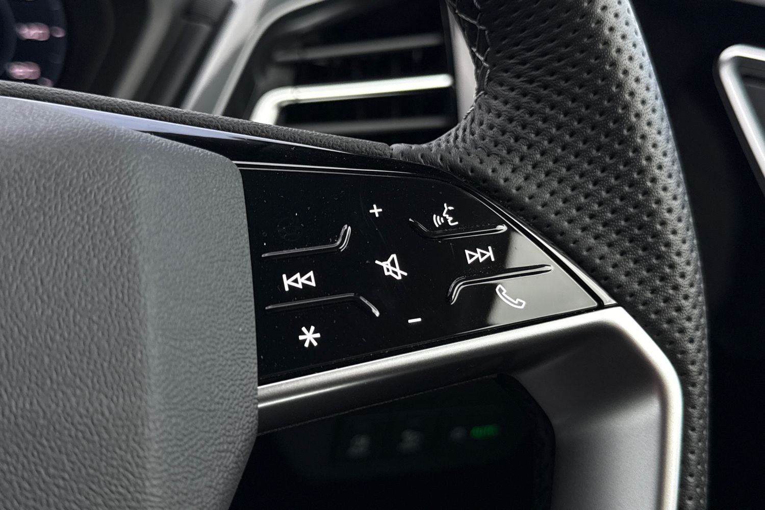 Used Audi Q4 e-tron 2026 for sale - 77368460: Photo 36