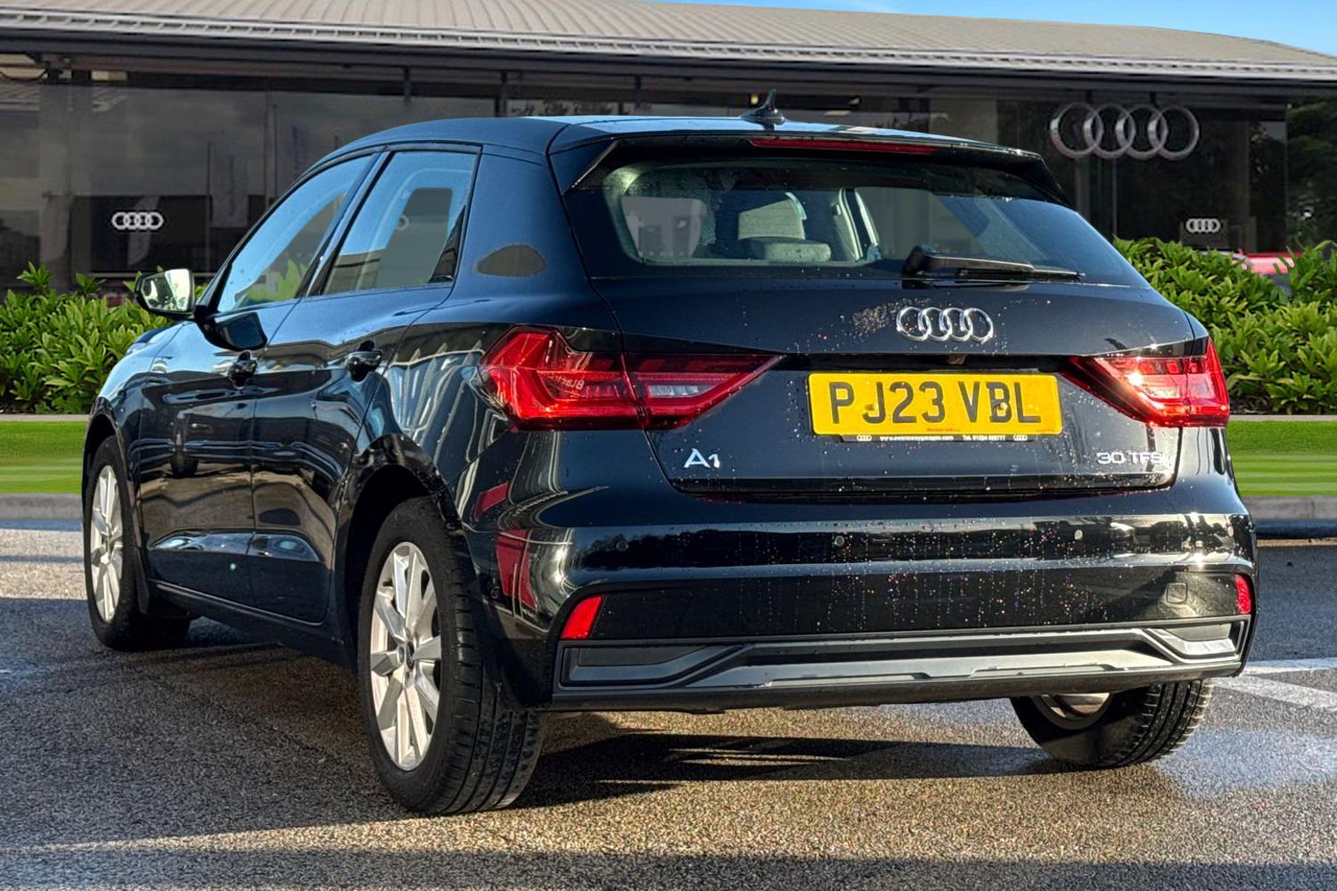 Used Audi A1 2023 for sale - 76782978: Photo 2