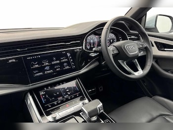 Used Audi Q8 2024 for sale - 77199398: Photo