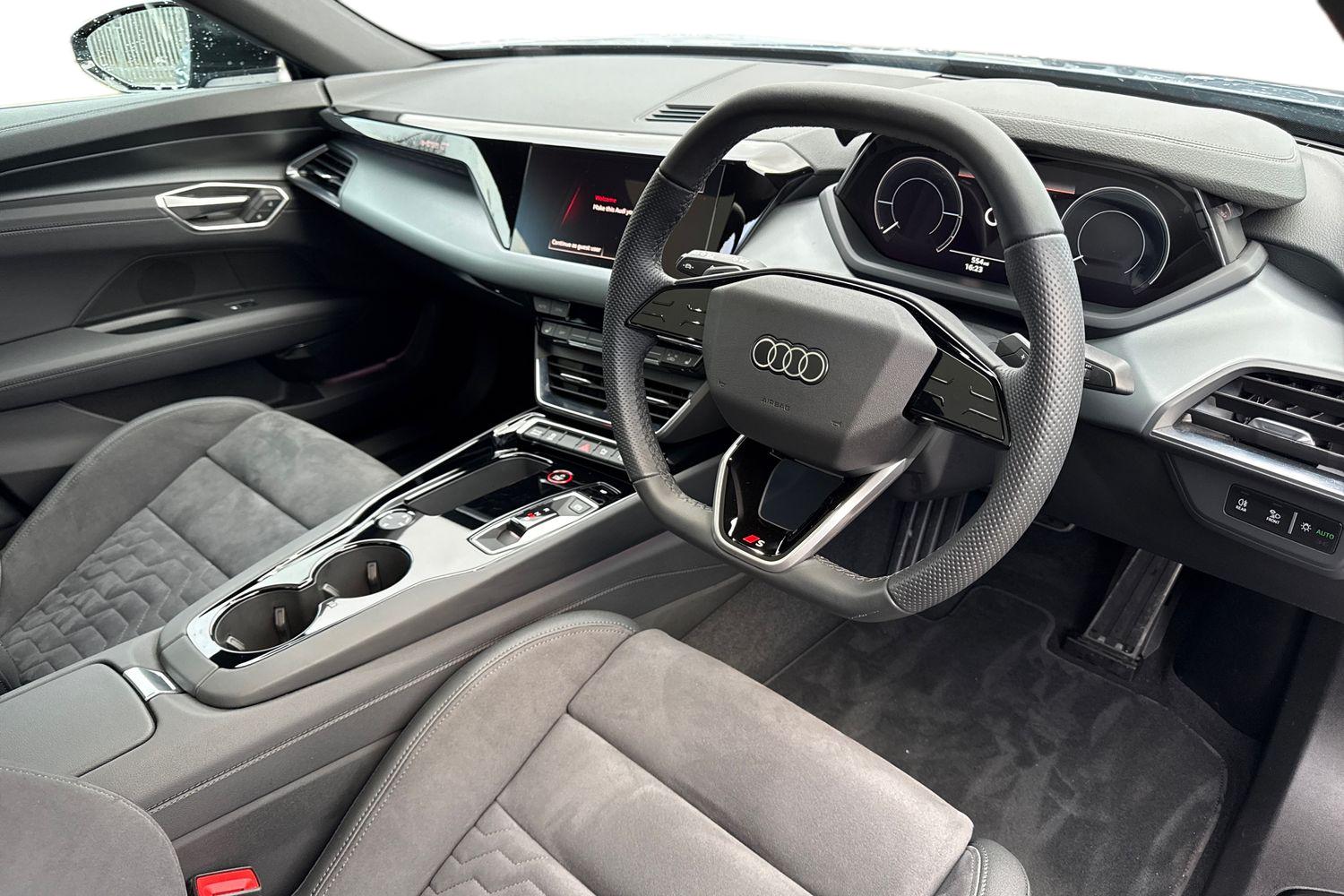 Used Audi e-tron GT 2025 for sale - 77593447: Photo 13
