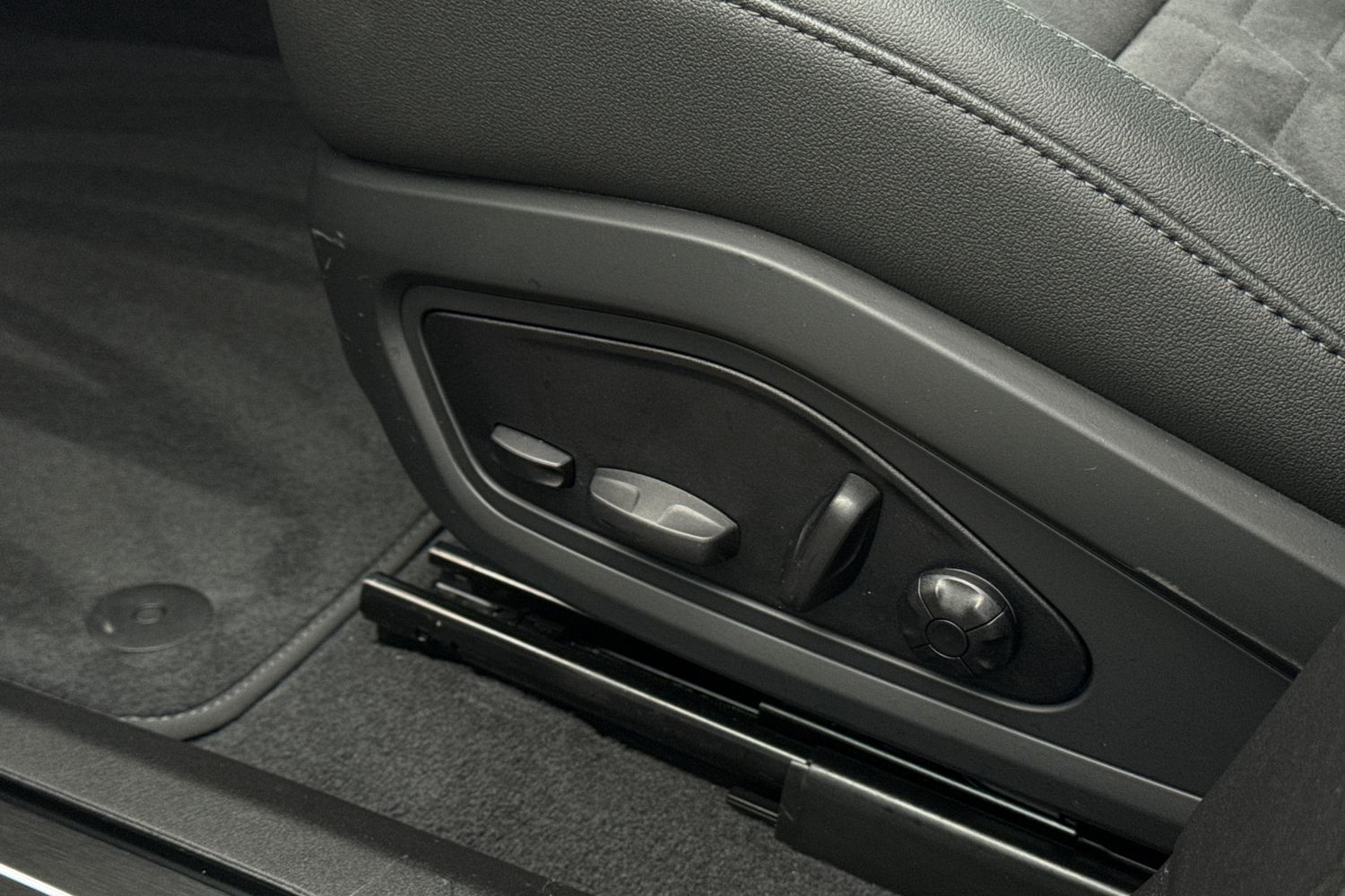 Used Audi e-tron GT 2025 for sale - 77593447: Photo 27