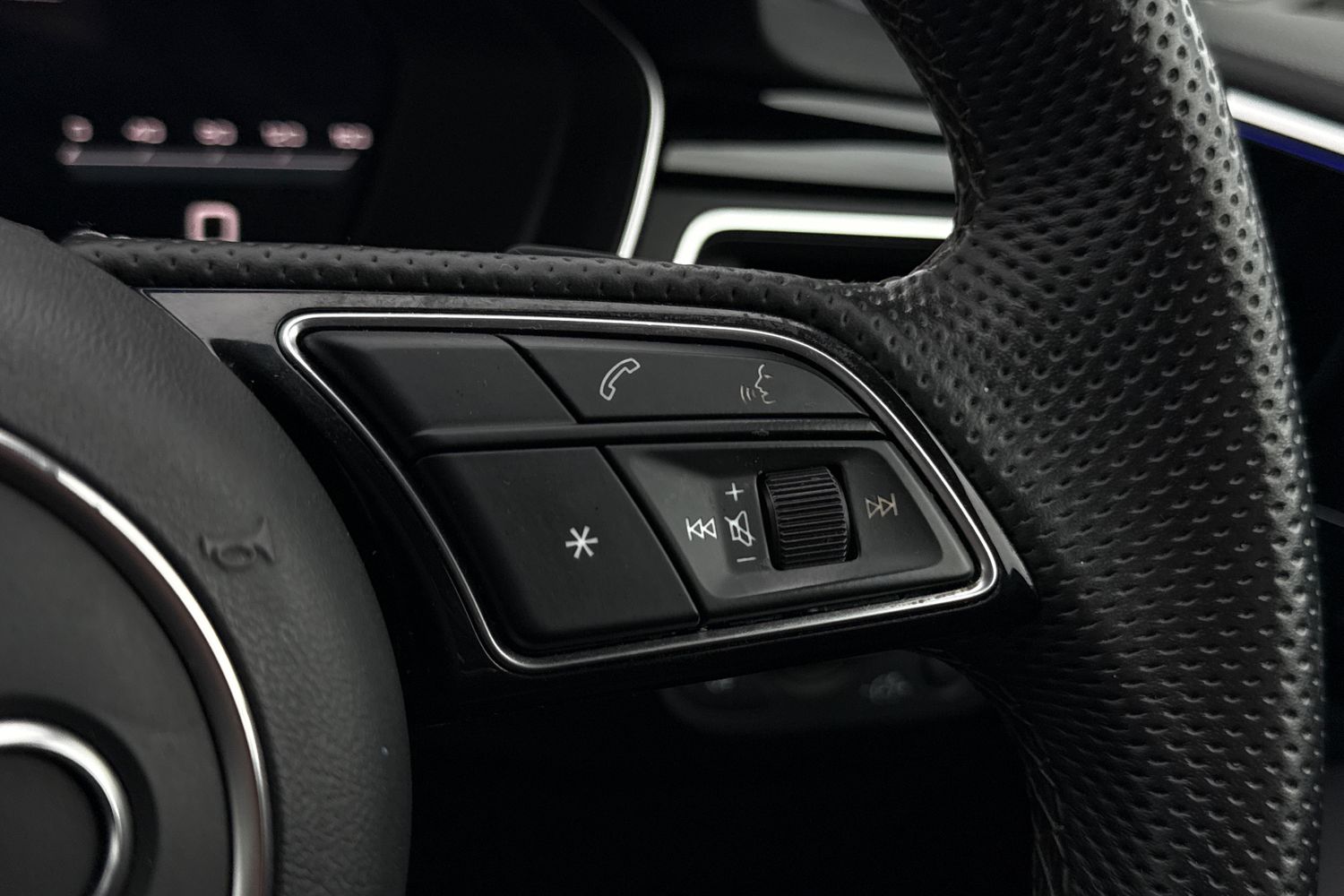 Used Audi A4 2023 for sale - 76442625: Photo 37