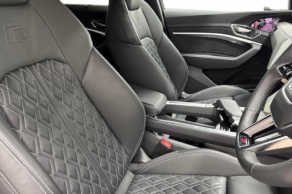 Used Audi Q8 2024 for sale - 76320322: Photo 10