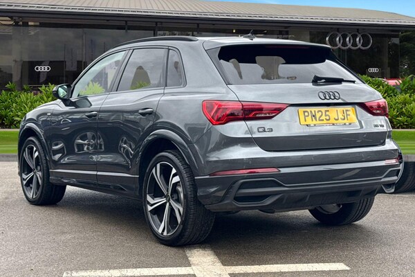 Used Audi Q3 2025 for sale - 76232580: Photo 2