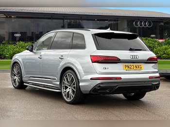 Used Audi Q7 2023 for sale - 76553554: Photo