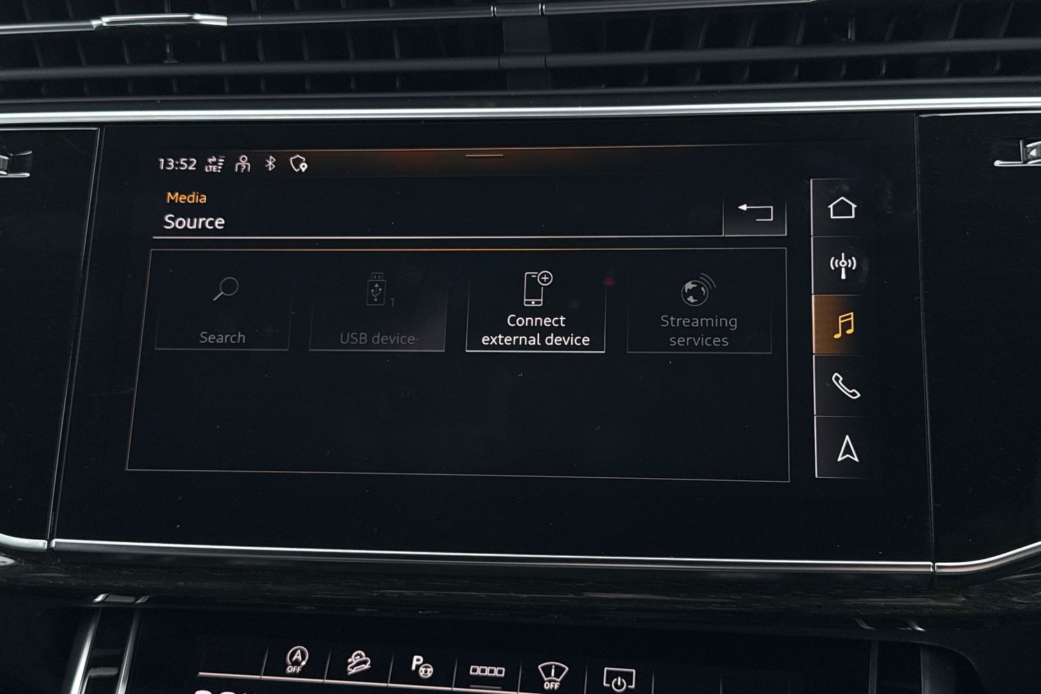 Used Audi Q7 2023 for sale - 76553554: Photo 47