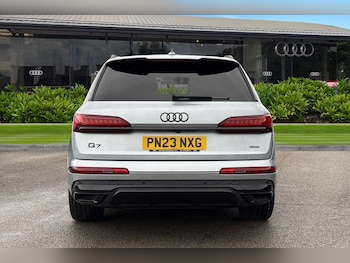 Used Audi Q7 2023 for sale - 76553554: Photo