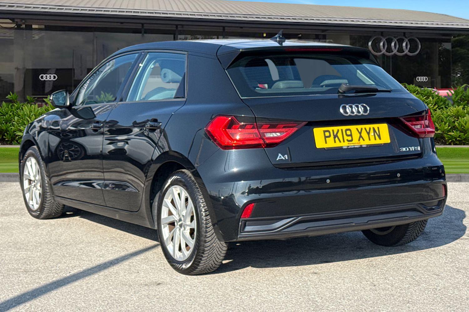 Used Audi A1 2019 for sale - 77764511: Photo 2