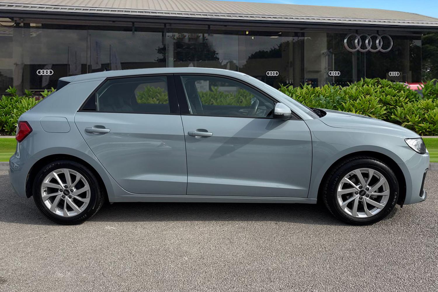 Used Audi A1 2023 for sale - 77996448: Photo 3