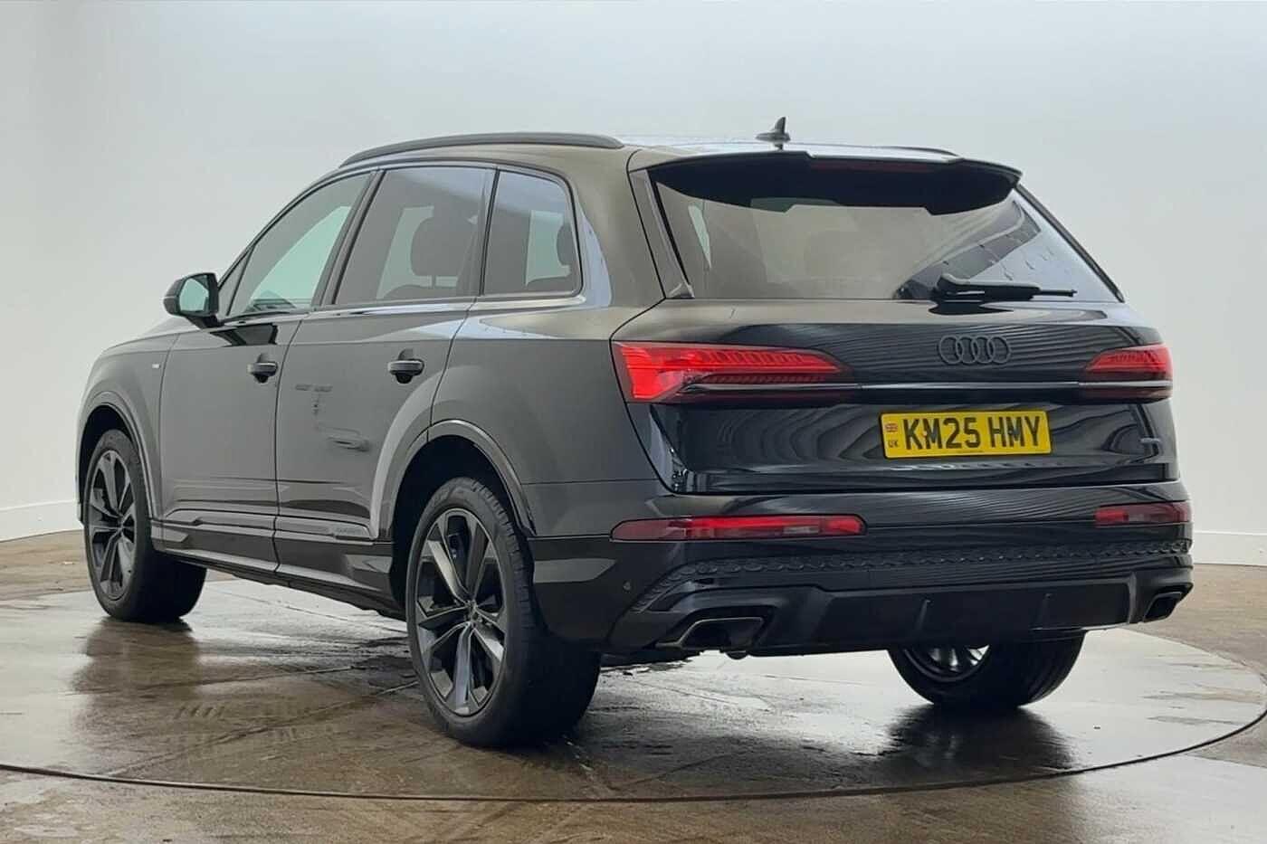 Used Audi Q7 2025 for sale - 76641764: Photo 3