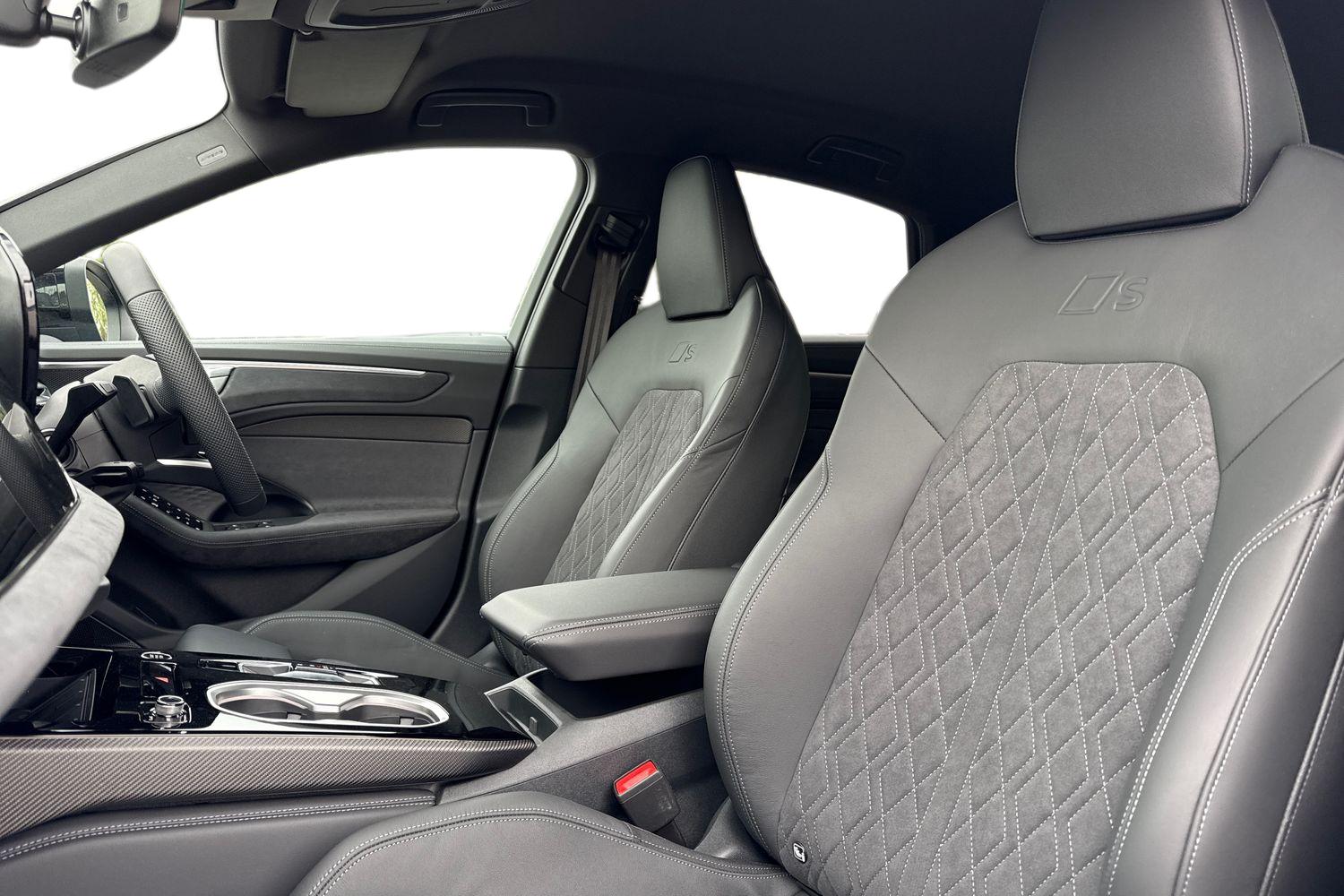 Used Audi A6 Saloon 2025 for sale - 76884225: Photo 15