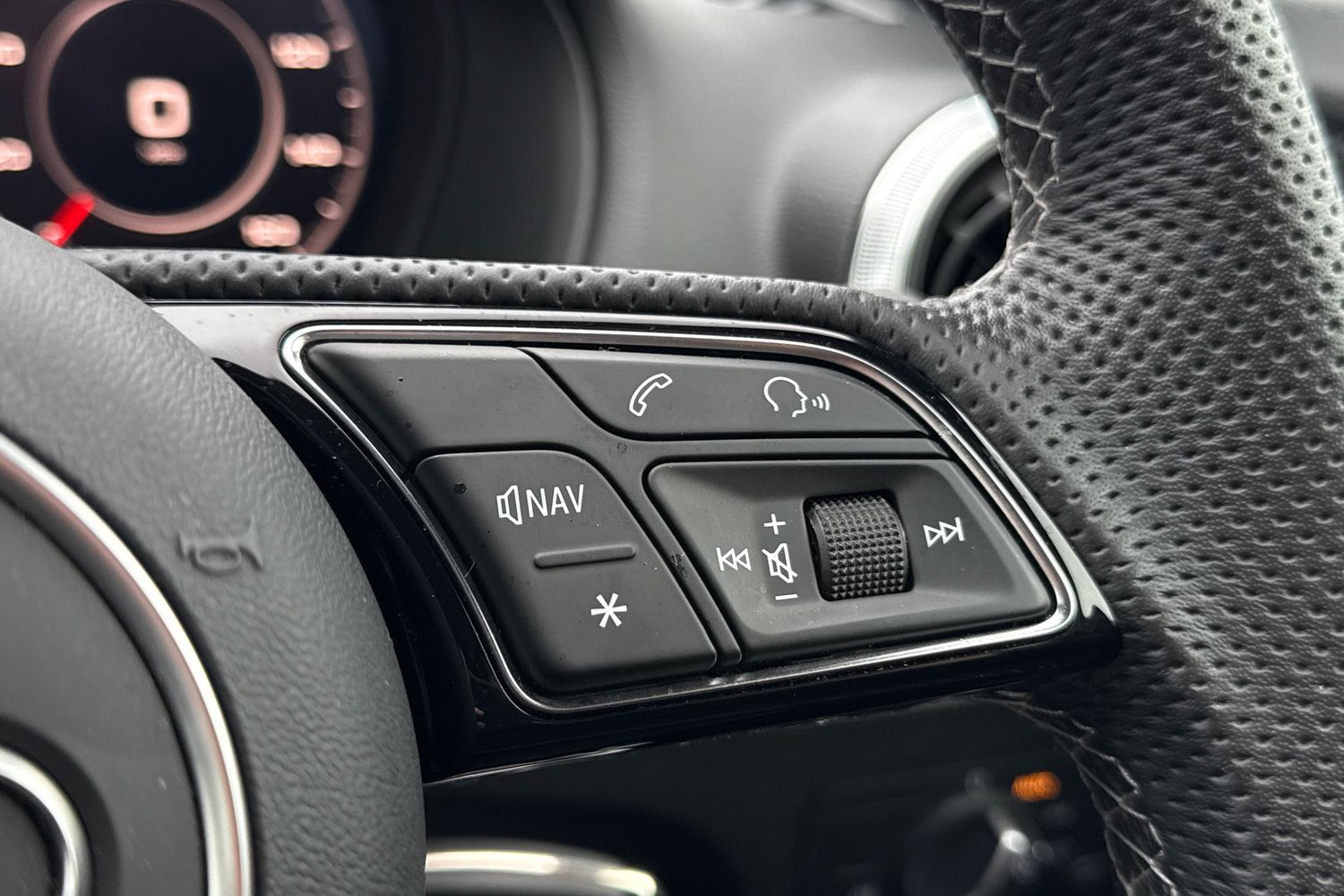 Used Audi Q2 2023 for sale - 77728598: Photo 33