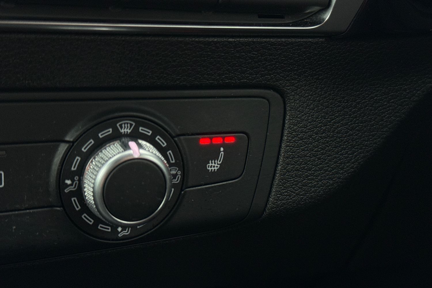 Used Audi Q2 2020 for sale - 77458799: Photo 32