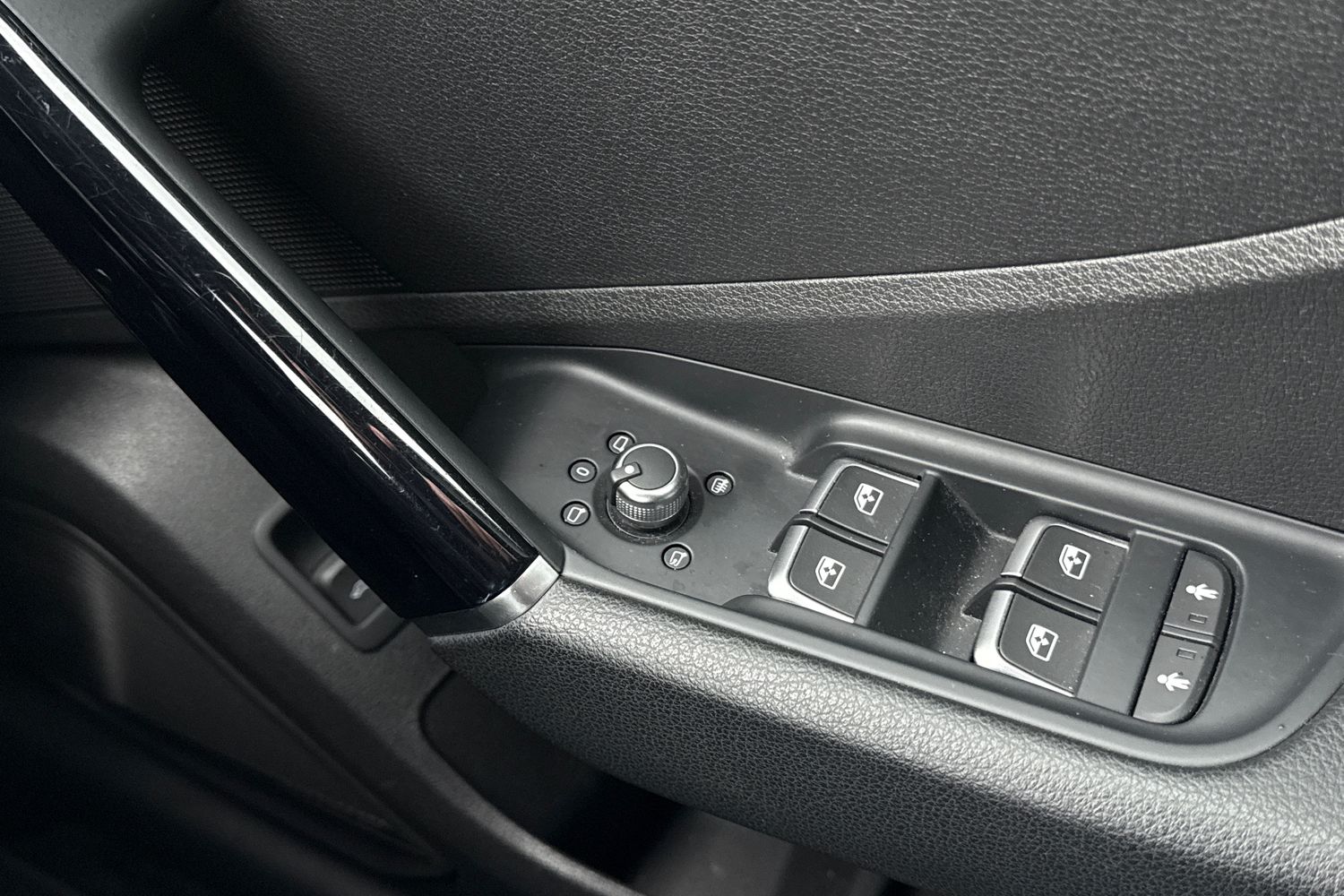 Used Audi Q2 2020 for sale - 77458799: Photo 37