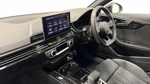 Used Audi A4 2022 for sale - 76274593: Photo 2