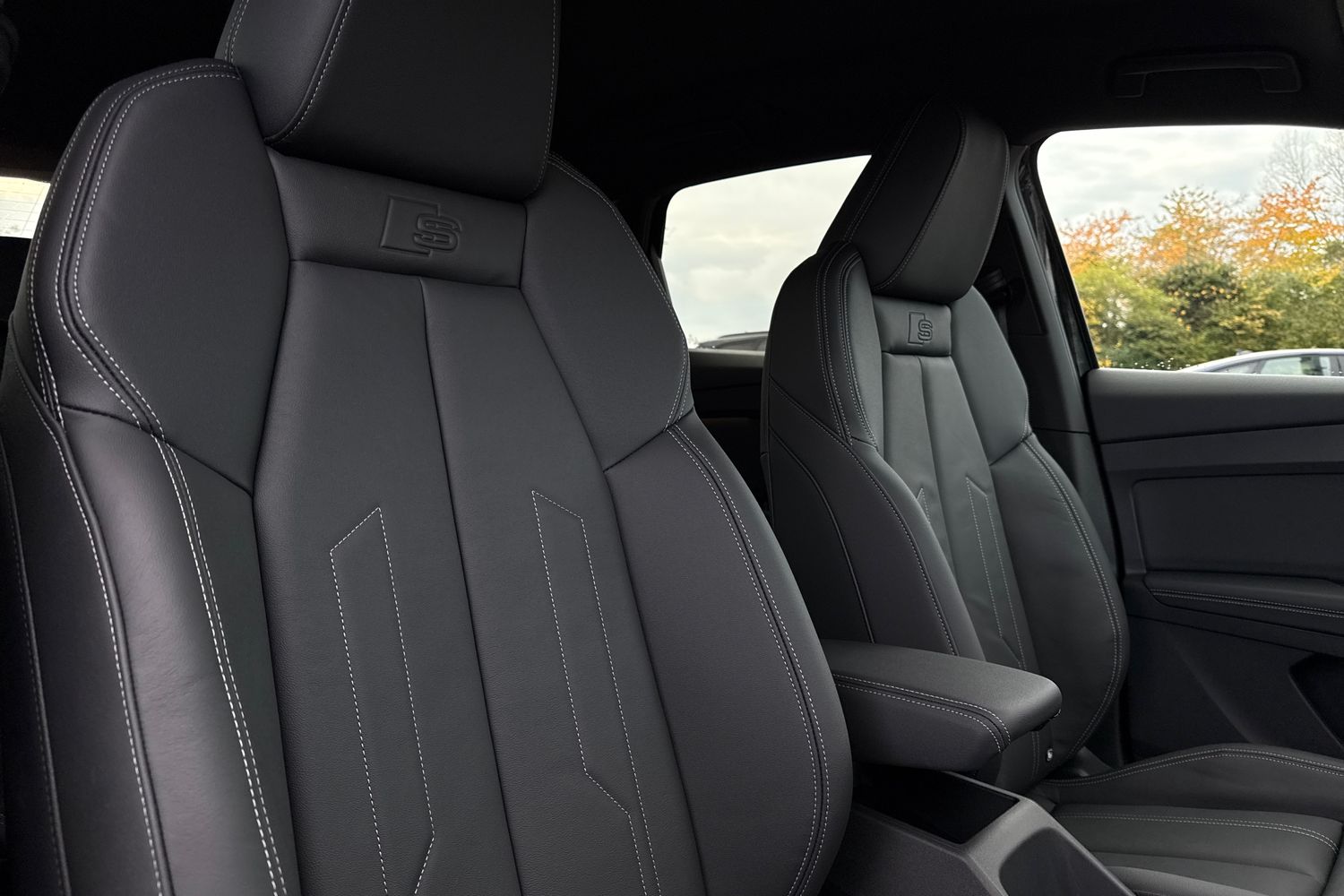 Used Audi Q4 e-tron 2025 for sale - 76480856: Photo 23