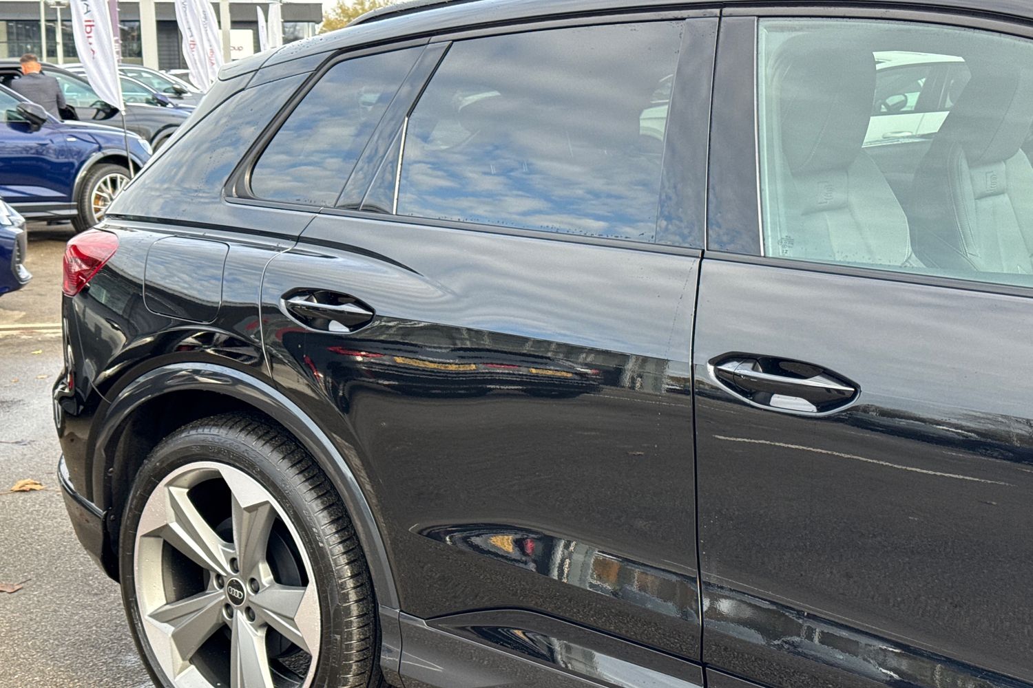 Used Audi Q4 e-tron 2025 for sale - 76480856: Photo 25