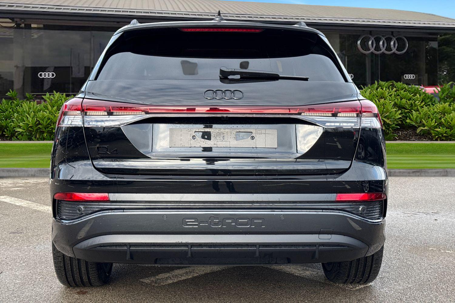 Used Audi Q4 e-tron 2025 for sale - 76480856: Photo 4