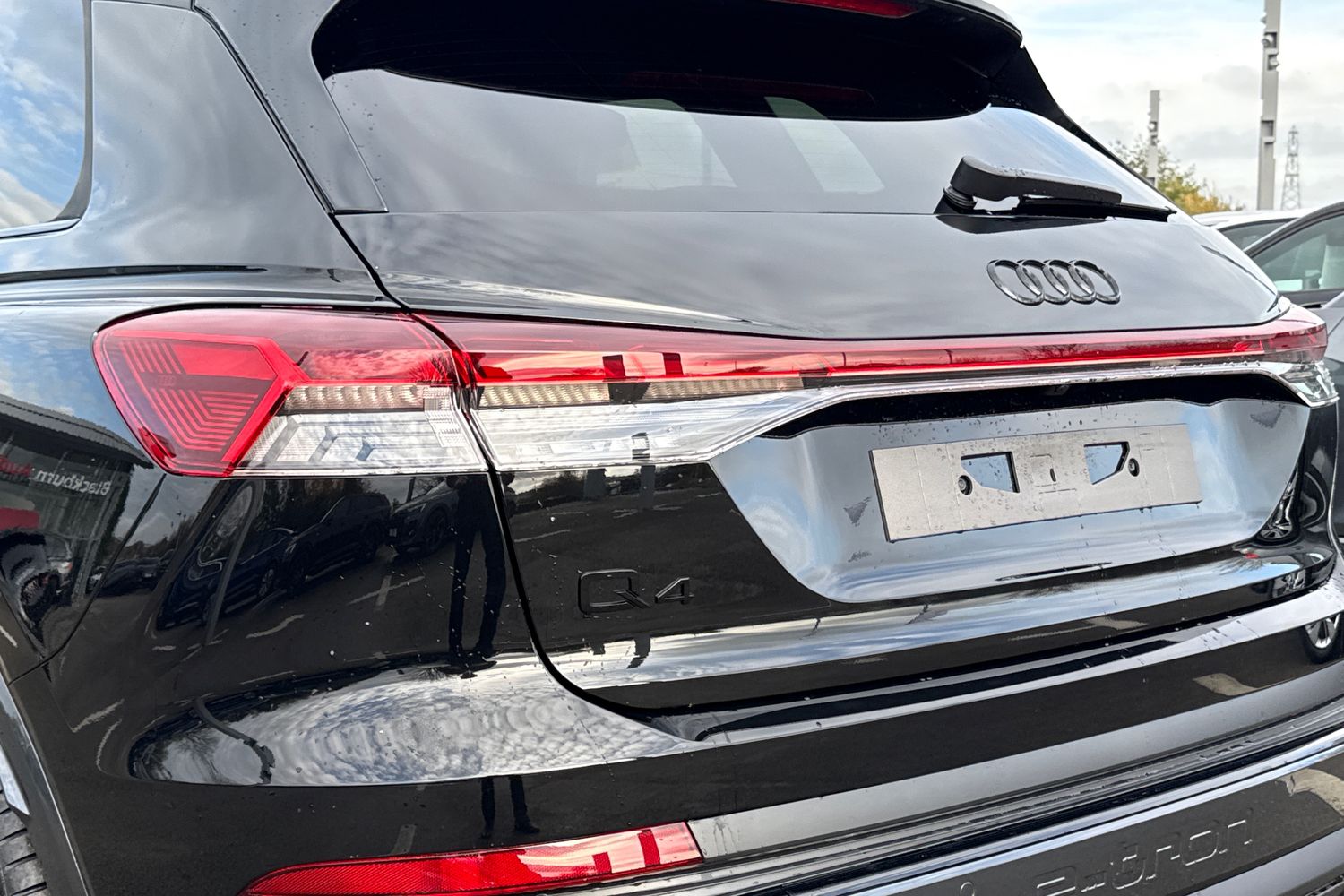 Used Audi Q4 e-tron 2025 for sale - 76480856: Photo 7