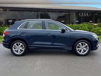 Used Audi Q3 2020 for sale - 77494109: Photo