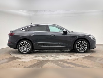 Used Audi Q8 2023 for sale - 79558872: Photo