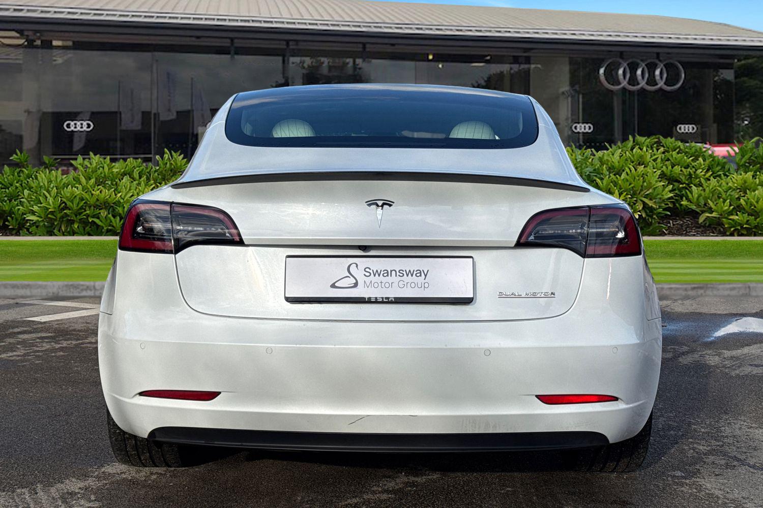 Used Tesla Model 3 2020 for sale - 76416718: Photo 4