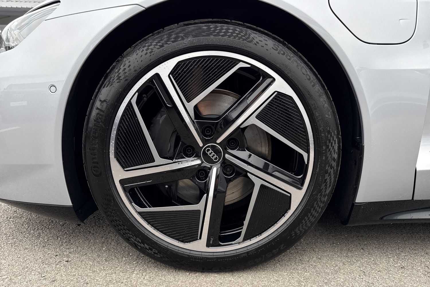Used Audi e-tron GT 2025 for sale - 76171228: Photo 11