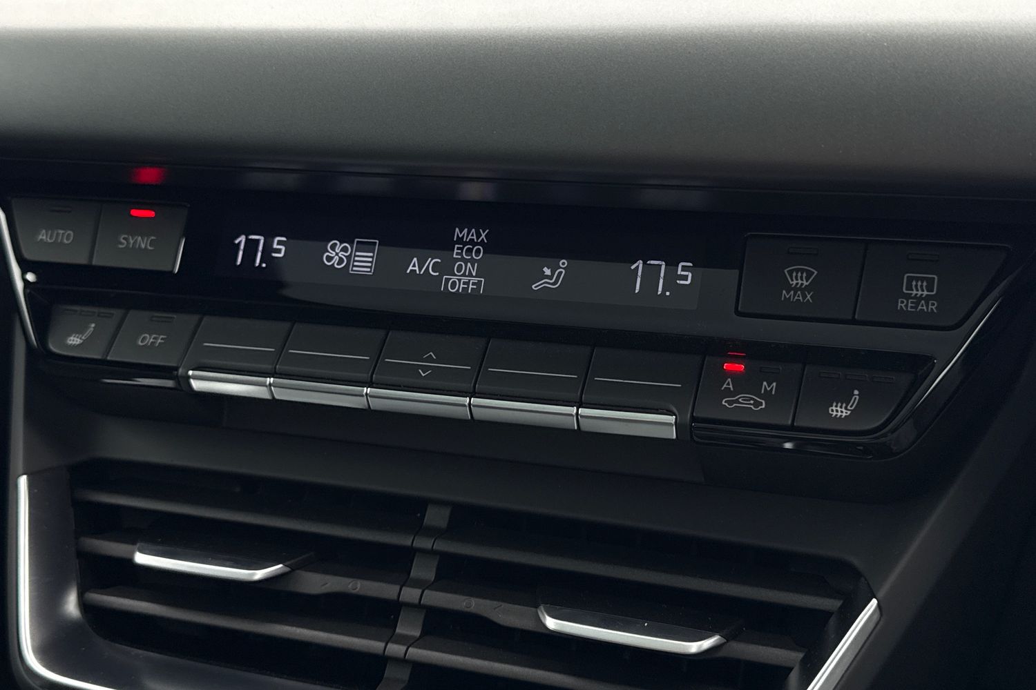 Used Audi e-tron GT 2025 for sale - 76171228: Photo 21