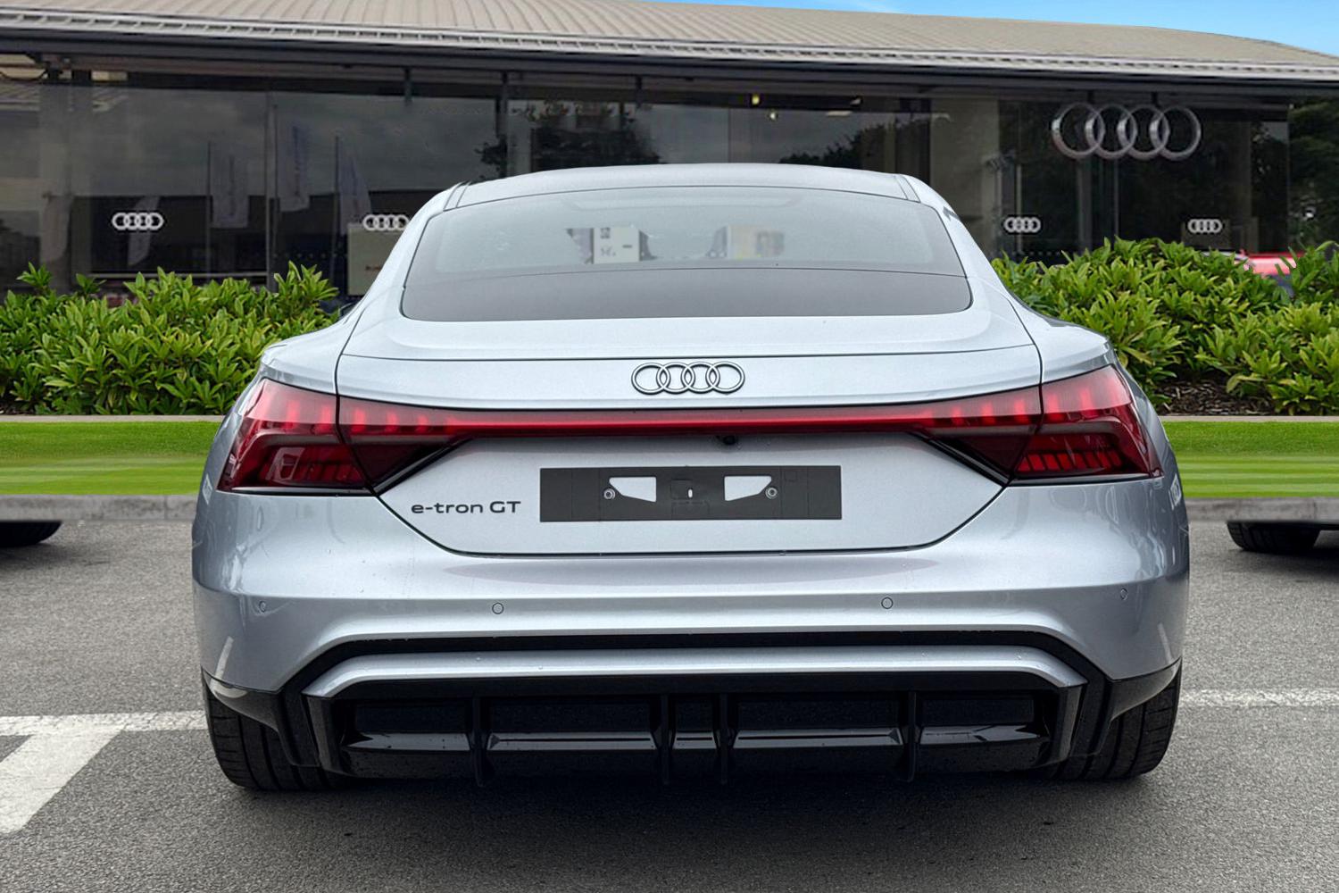 Used Audi e-tron GT 2025 for sale - 76171228: Photo 4
