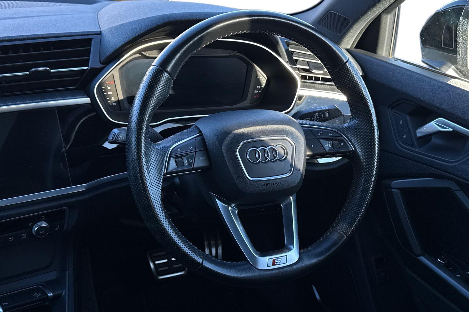 Used Audi Q3 2020 for sale - 76705521: Photo 17