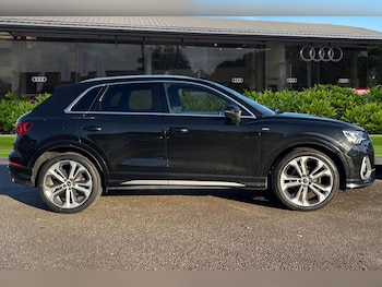 Used Audi Q3 2020 for sale - 76705521: Photo