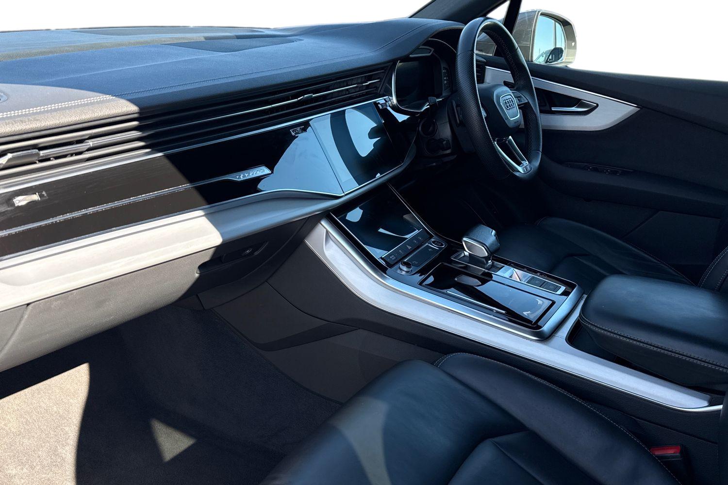 Used Audi Q7 2023 for sale - 78155070: Photo 15