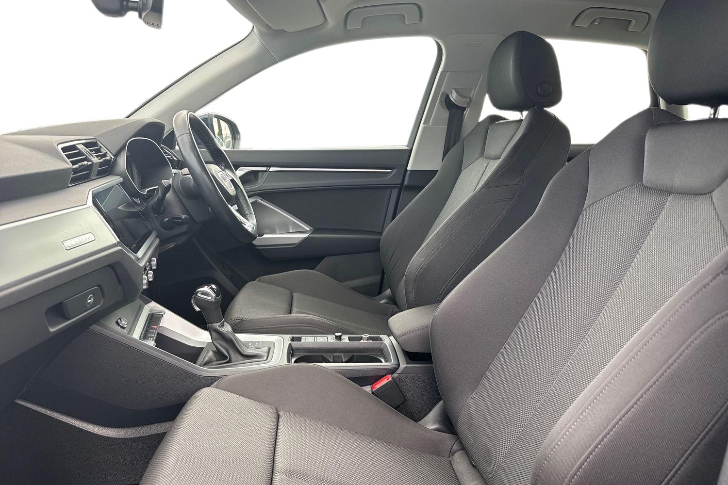 Used Audi Q3 2019 for sale - 78209651: Photo 16