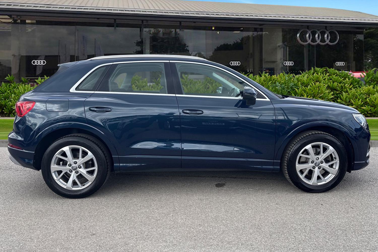 Used Audi Q3 2019 for sale - 78209651: Photo 3