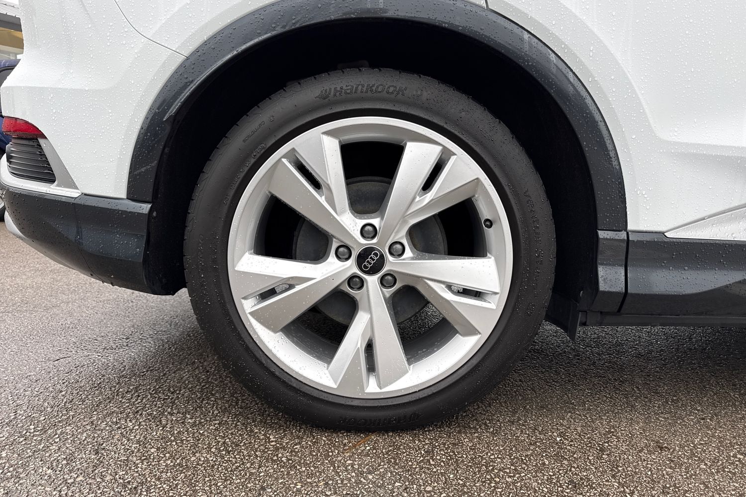 Used Audi Q4 e-tron 2024 for sale - 76985284: Photo 11