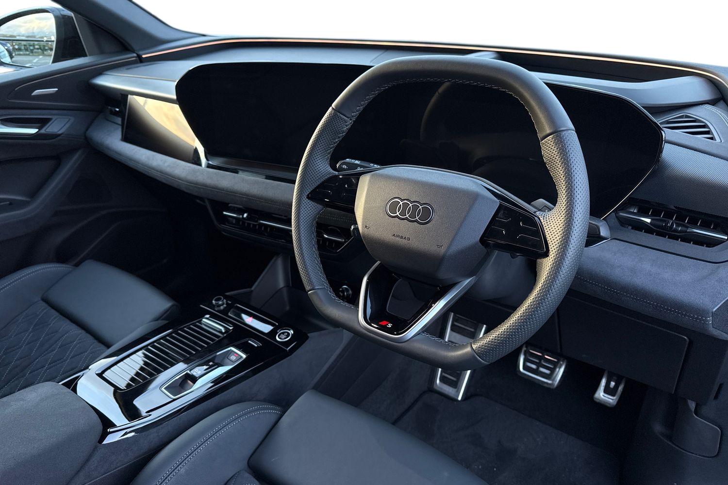 Used Audi Q6 e-tron 2025 for sale - 77340773: Photo 14