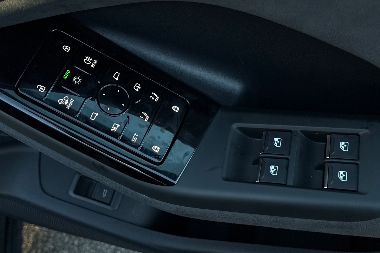 Used Audi Q6 e-tron 2025 for sale - 77340773: Photo 21