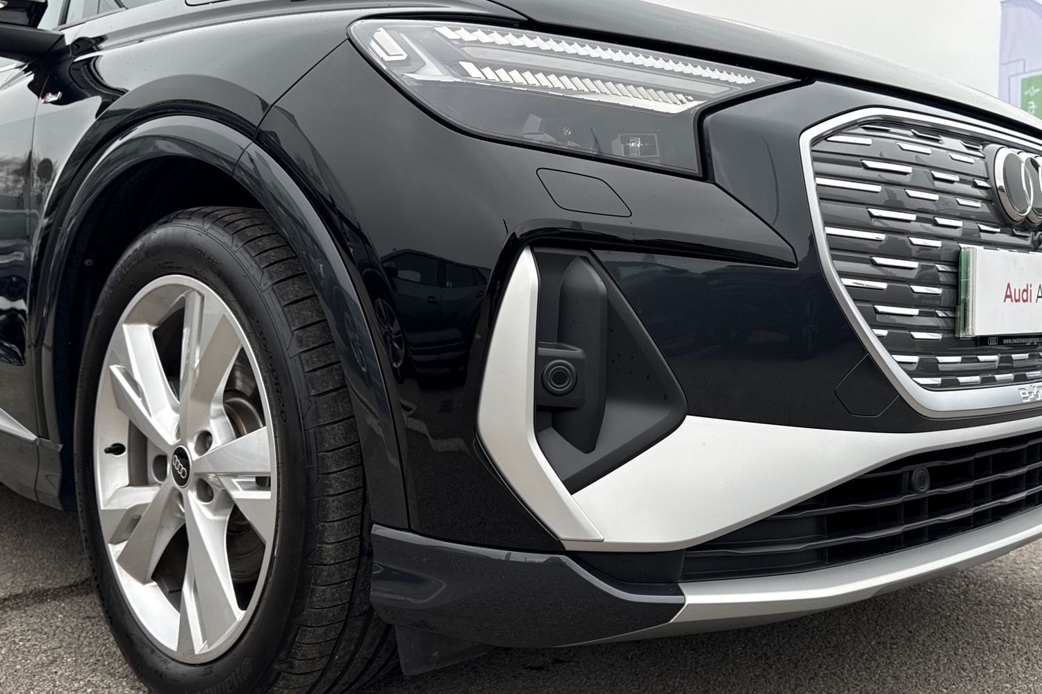 Used Audi Q4 e-tron 2025 for sale - 77996638: Photo 9