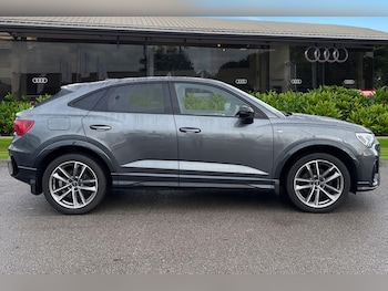 Used Audi Q3 2022 for sale - 76836304: Photo