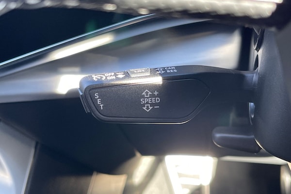 Used Audi Q8 2025 for sale - 76264002: Photo 31